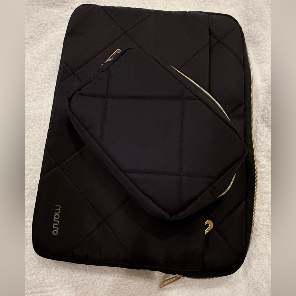 MOSISO Quilted 16” Laptop Case
For MacBook Pro16, HP Dell ASUS, Toshiba Lenovo
